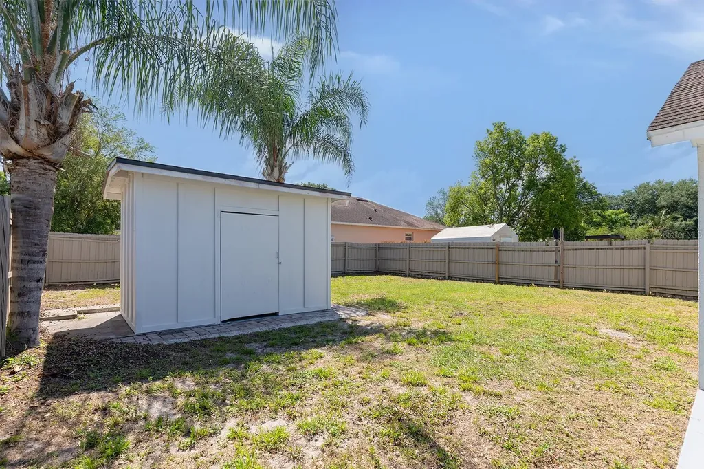 1637 N Lakewood Avenue Ocoee FL 34761