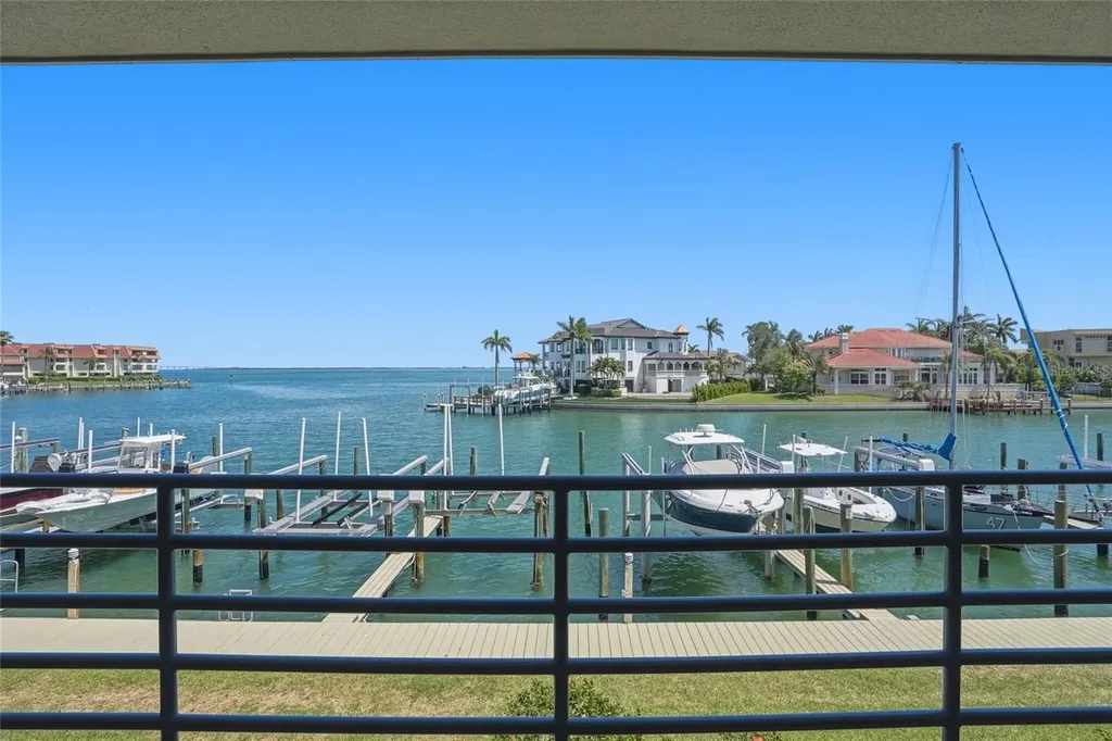 363 Pinellas Bayway S Tierra Verde FL 33715