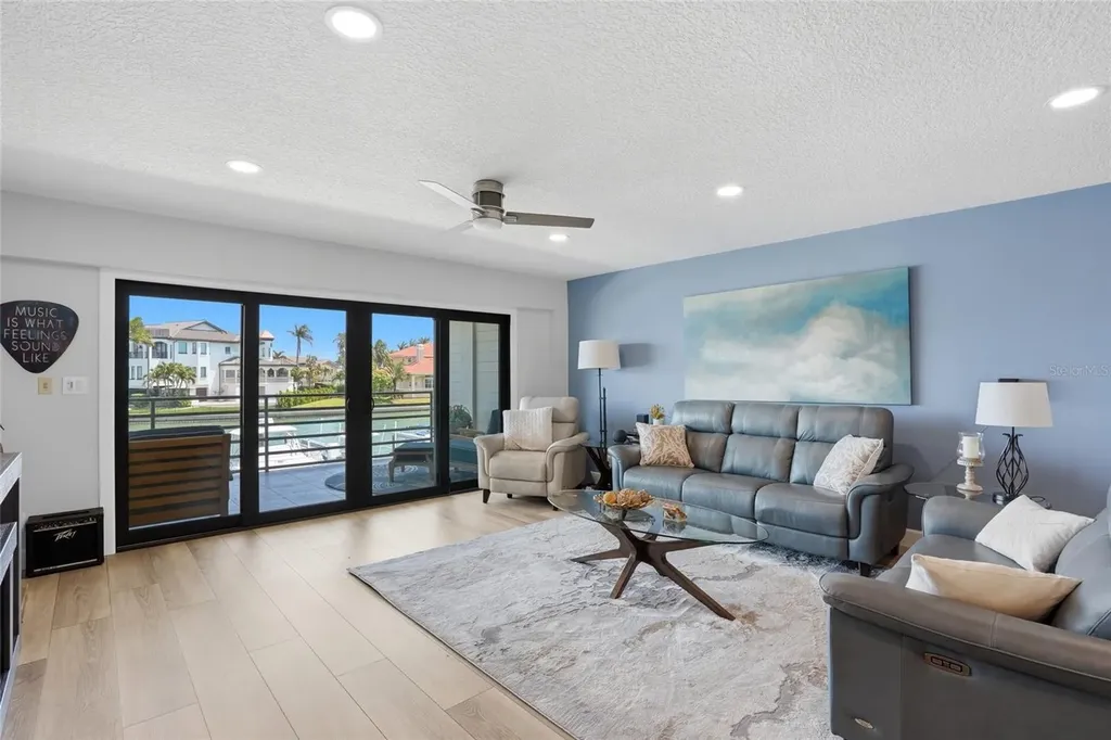 363 Pinellas Bayway S Tierra Verde FL 33715