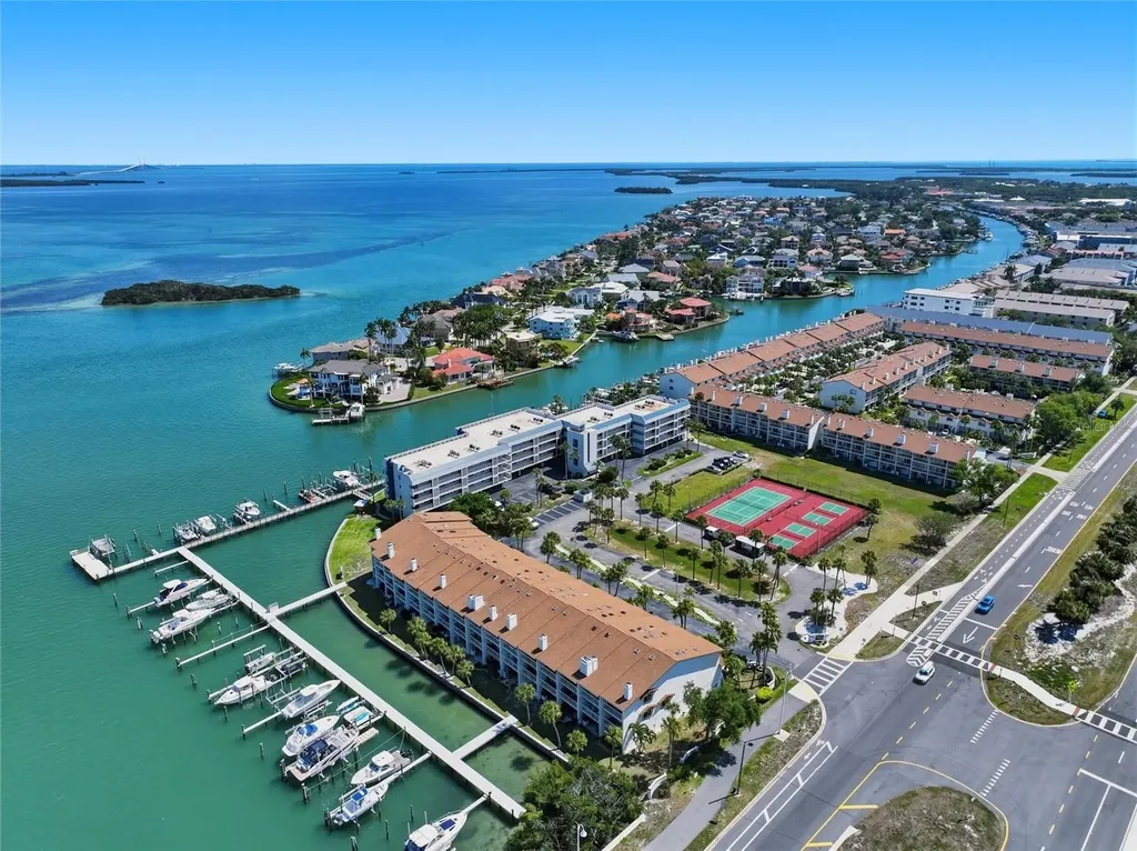 363 Pinellas Bayway S Tierra Verde FL 33715