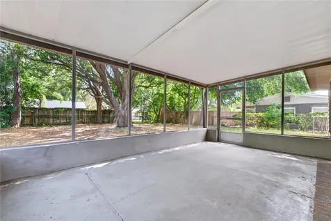 1334 Stately Oaks Drive NW Winter Haven FL 33881