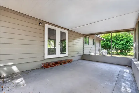 1334 Stately Oaks Drive NW Winter Haven FL 33881