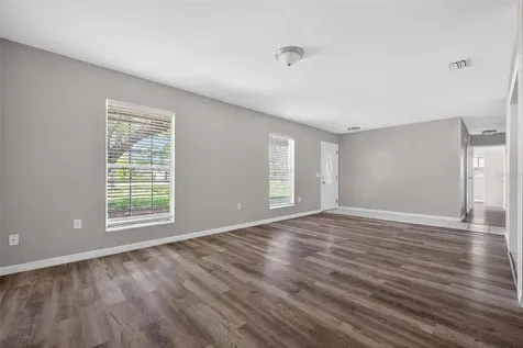 1334 Stately Oaks Drive NW Winter Haven FL 33881