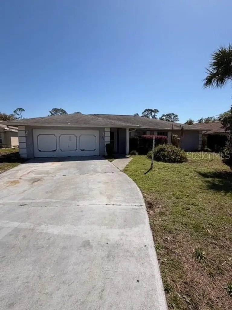 132 Westgrill Drive Palm Coast FL 32164