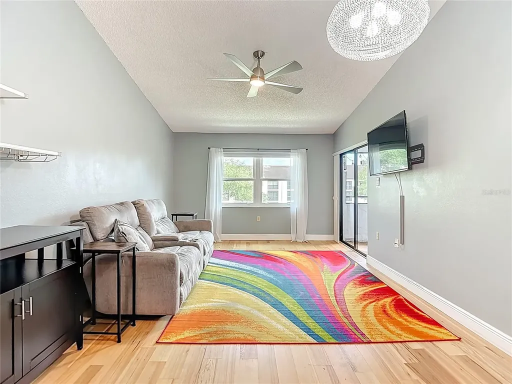 2587 Countryside Boulevard Clearwater FL 33761