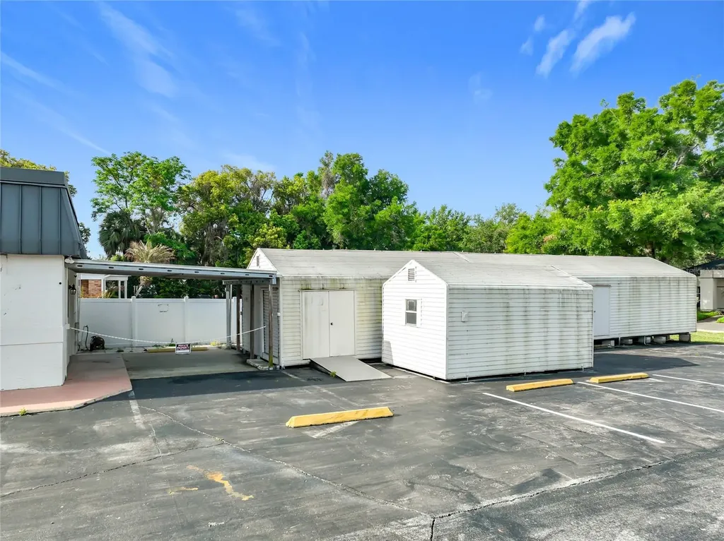 4709 N Highway 19a Mount Dora FL 32757