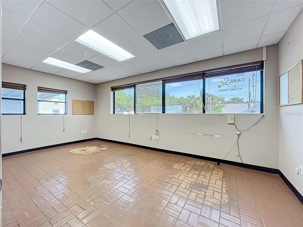 4709 N Highway 19a Mount Dora FL 32757