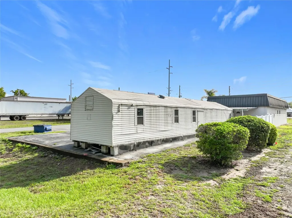 4709 N Highway 19a Mount Dora FL 32757