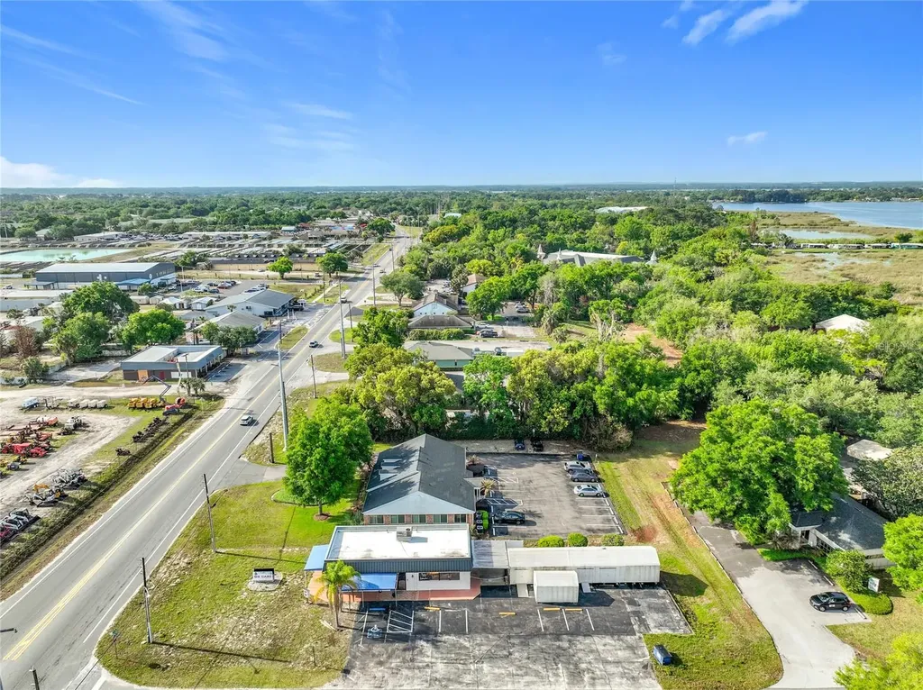 4709 N Highway 19a Mount Dora FL 32757