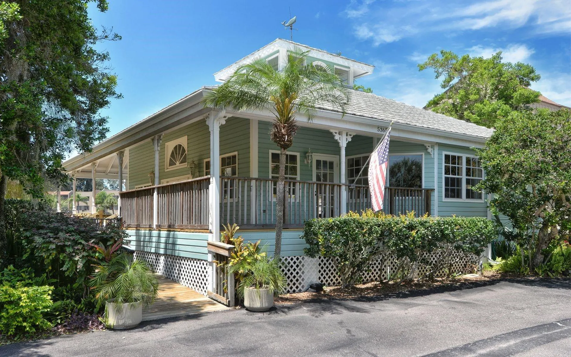 5369 Lake Arrowhead Trail Sarasota FL 34231