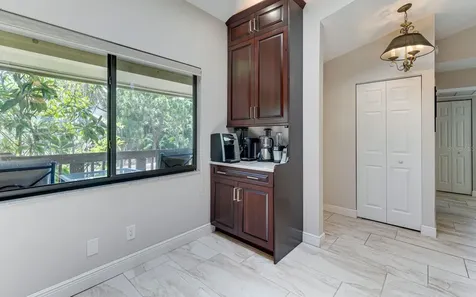 5369 Lake Arrowhead Trail Sarasota FL 34231