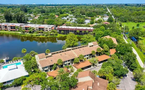 5369 Lake Arrowhead Trail Sarasota FL 34231