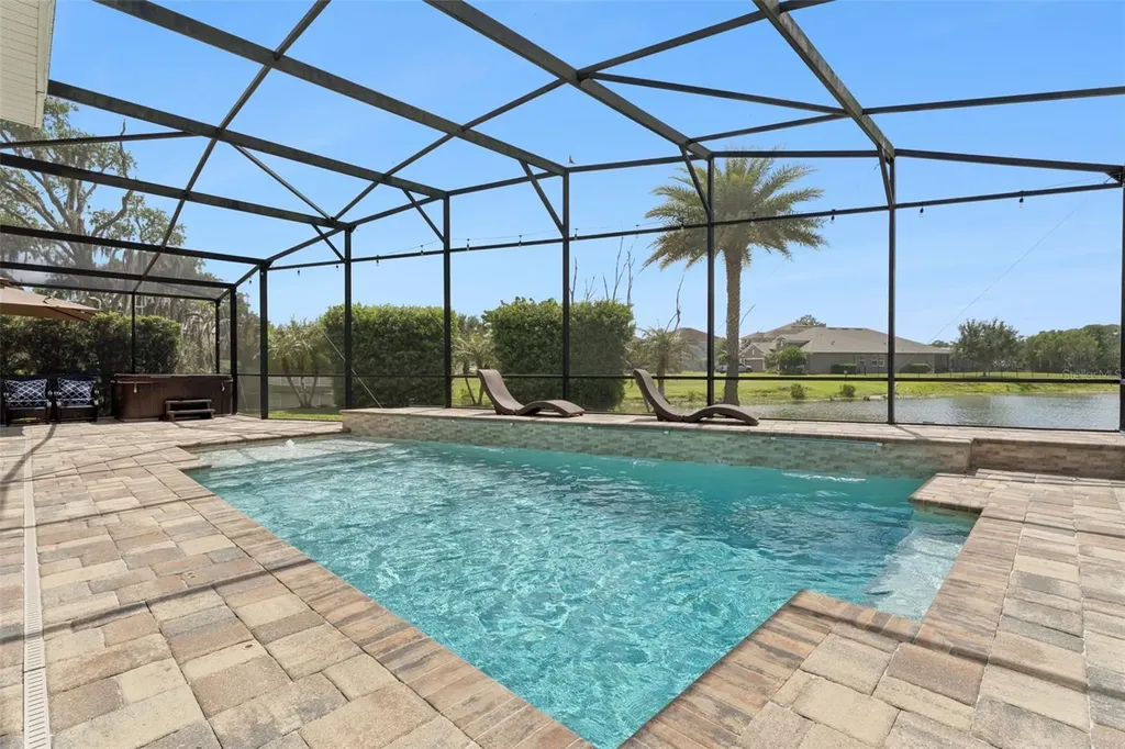 15196 Lake Claire Overlook Drive Winter Garden FL 34787
