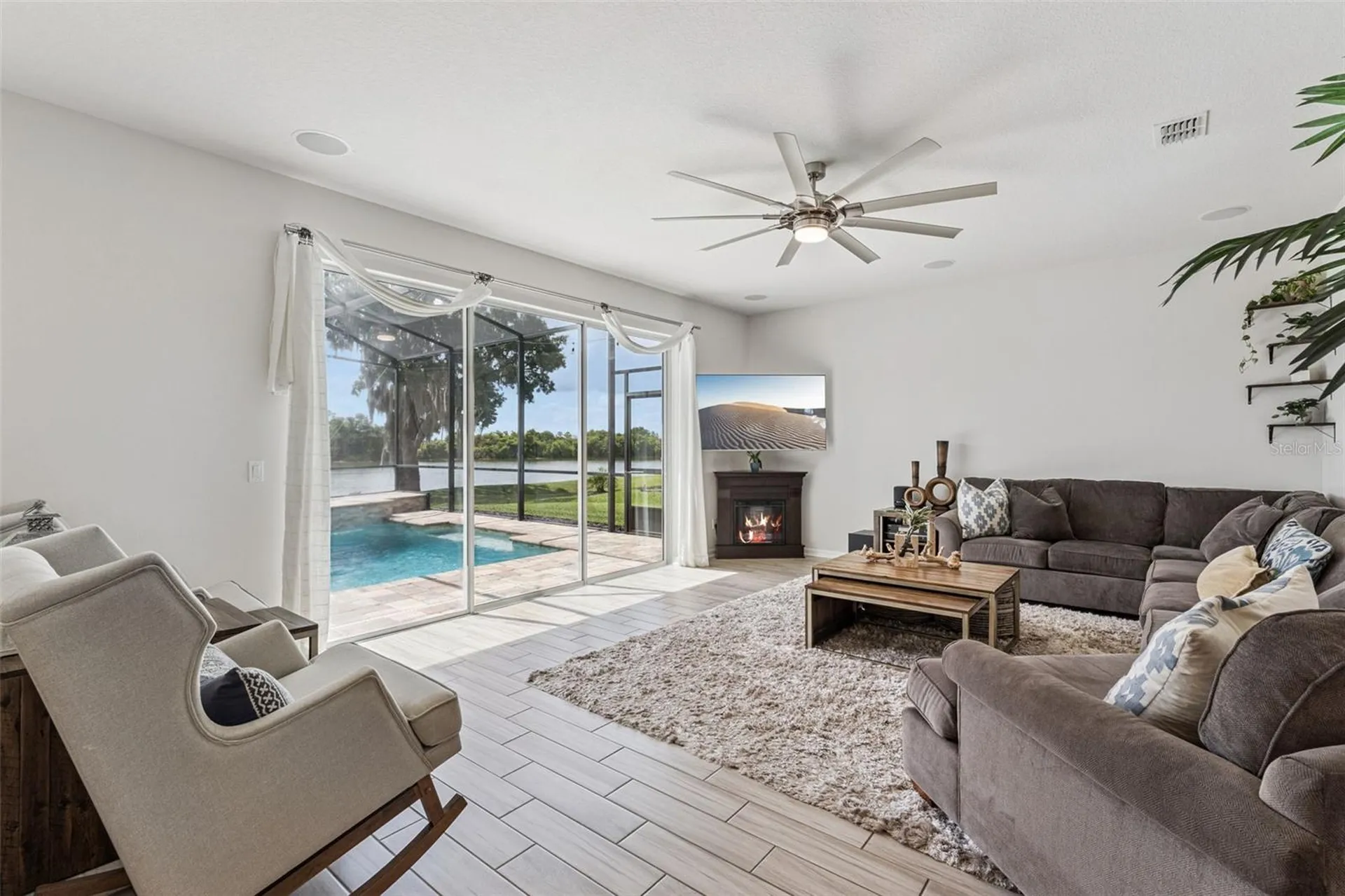 15196 Lake Claire Overlook Drive Winter Garden FL 34787