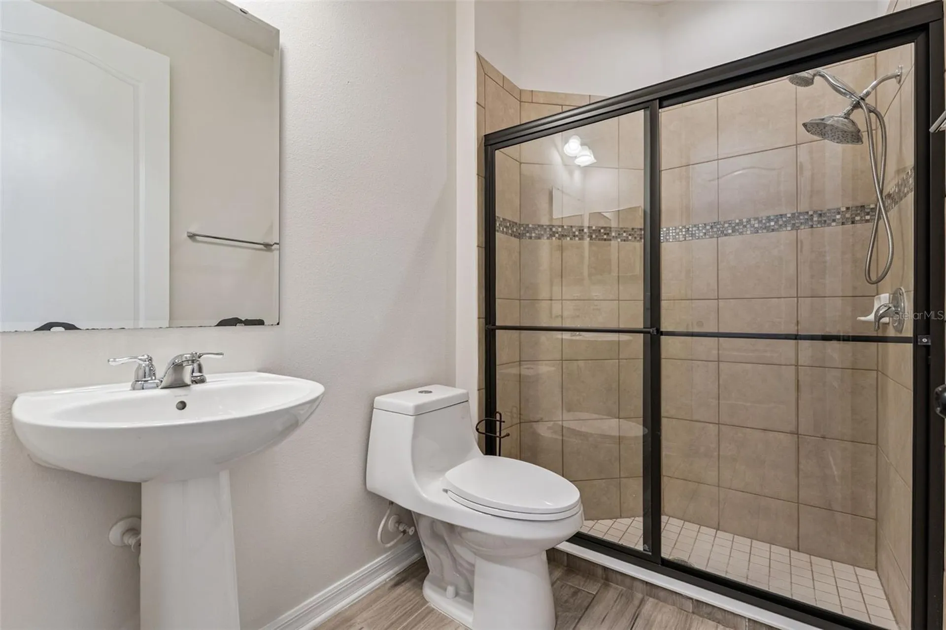 15196 Lake Claire Overlook Drive Winter Garden FL 34787