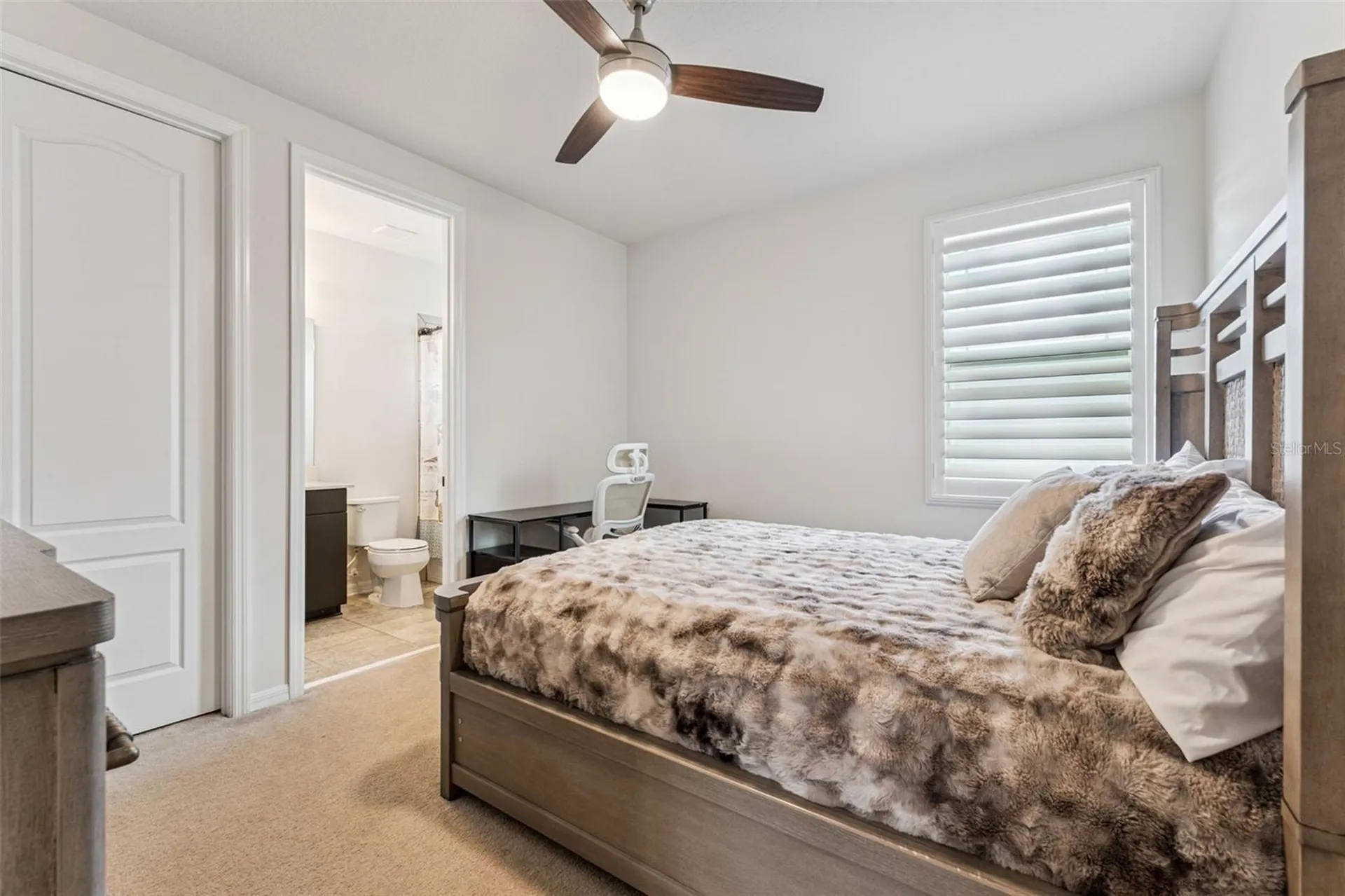 15196 Lake Claire Overlook Drive Winter Garden FL 34787