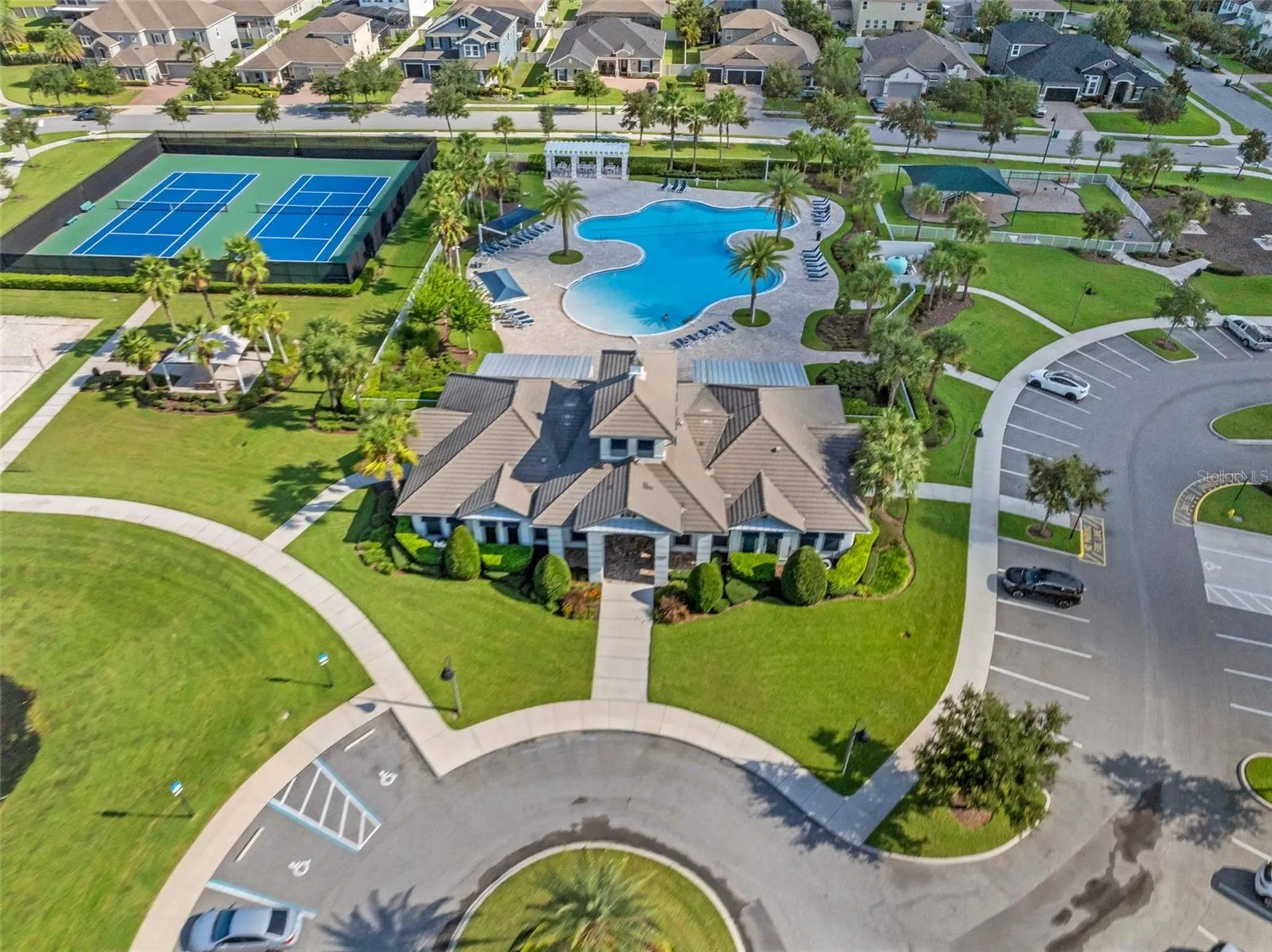 15196 Lake Claire Overlook Drive Winter Garden FL 34787