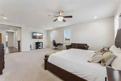 15196 Lake Claire Overlook Drive Winter Garden FL 34787