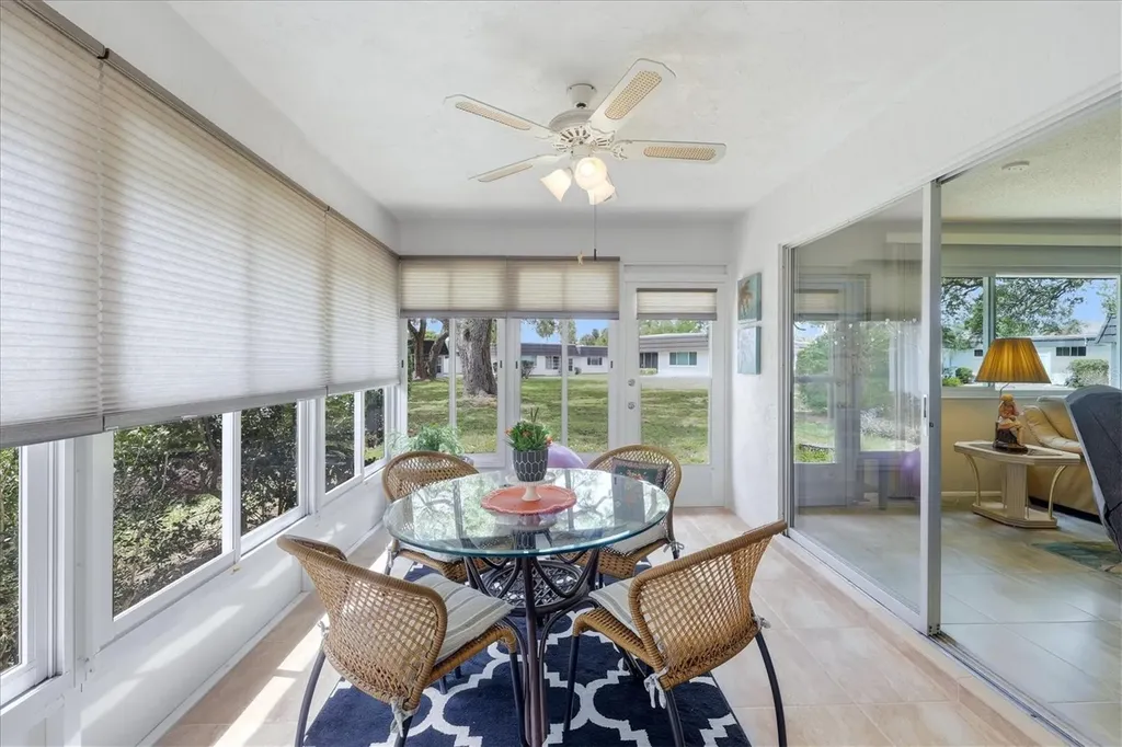 1333 Glen Oaks Drive E Sarasota FL 34232