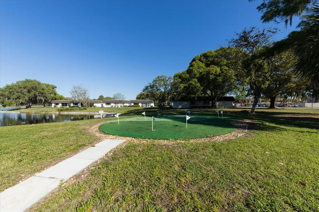 1333 Glen Oaks Drive E Sarasota FL 34232