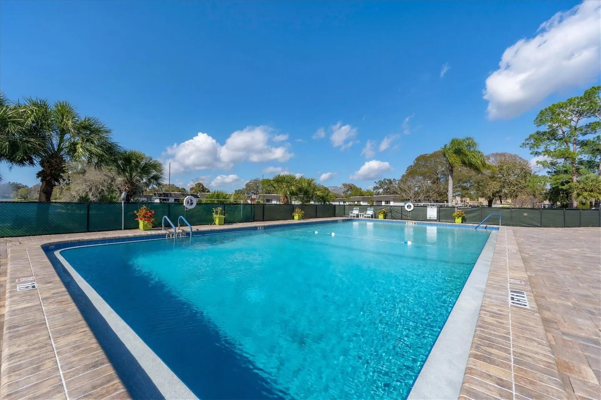 1333 Glen Oaks Drive E Sarasota FL 34232