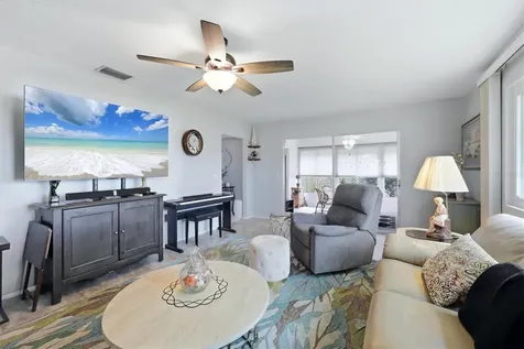 1333 Glen Oaks Drive E Sarasota FL 34232