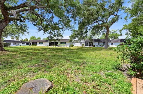 1333 Glen Oaks Drive E Sarasota FL 34232