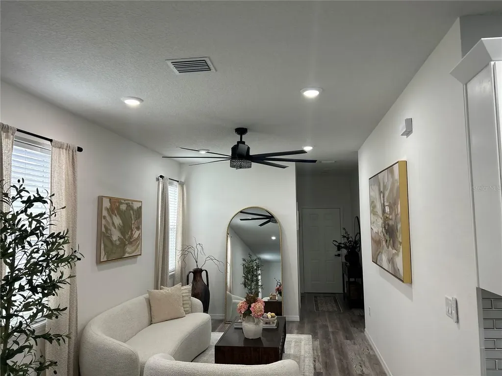 820 Pecan Avenue Sanford FL 32771