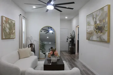 820 Pecan Avenue Sanford FL 32771