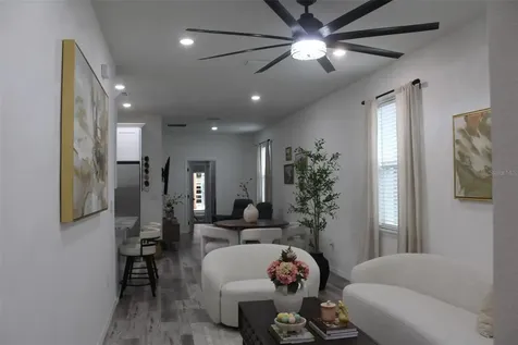 820 Pecan Avenue Sanford FL 32771
