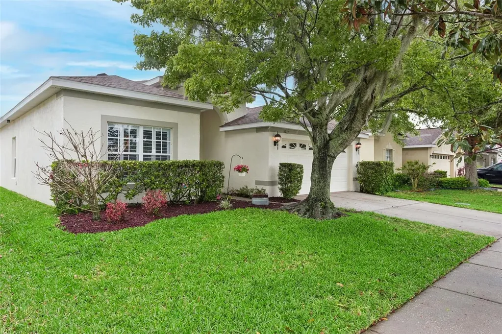 3033 Gem Luster Court Valrico FL 33594