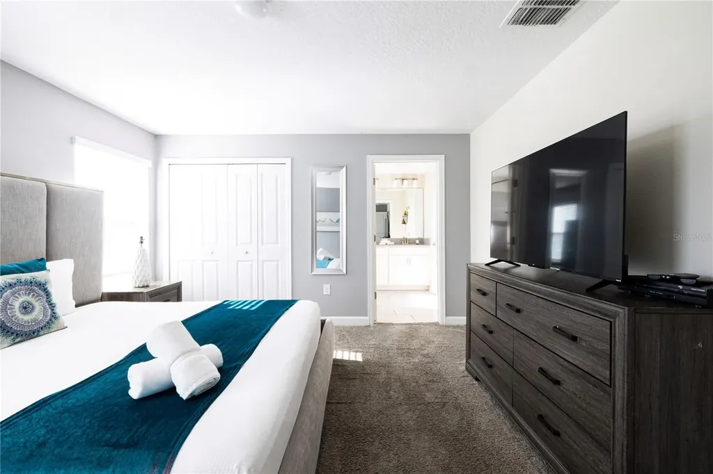 356 Ocean Course Avenue Davenport FL 33896