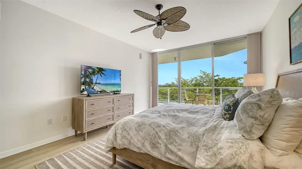 1800 Benjamin Franklin Drive Sarasota FL 34236