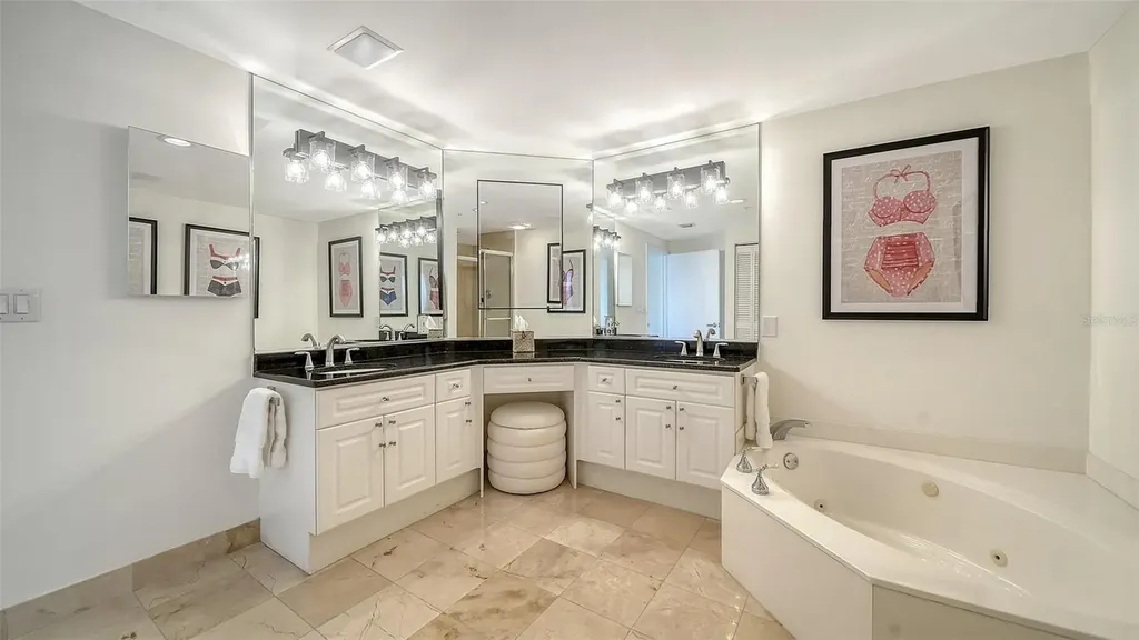 1800 Benjamin Franklin Drive Sarasota FL 34236