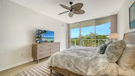 1800 Benjamin Franklin Drive Sarasota FL 34236