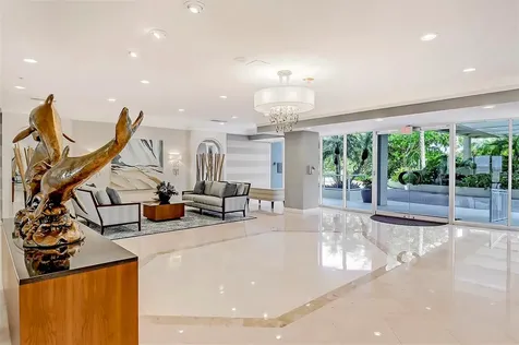 1800 Benjamin Franklin Drive Sarasota FL 34236