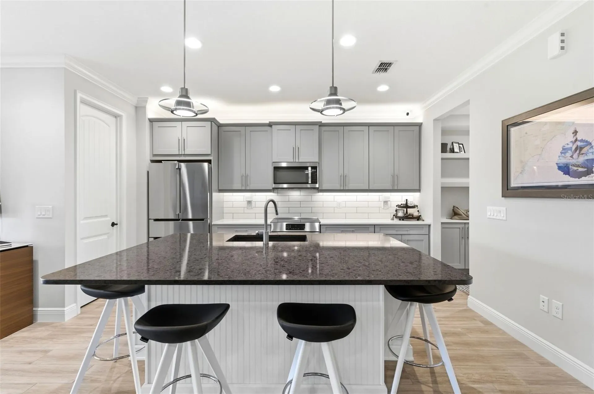 1004 Mango Court Oldsmar FL 34677