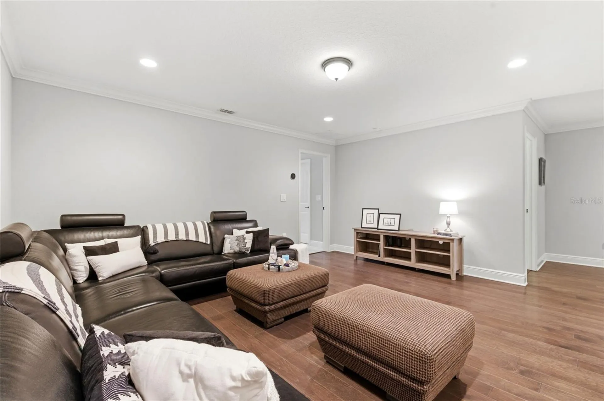1004 Mango Court Oldsmar FL 34677