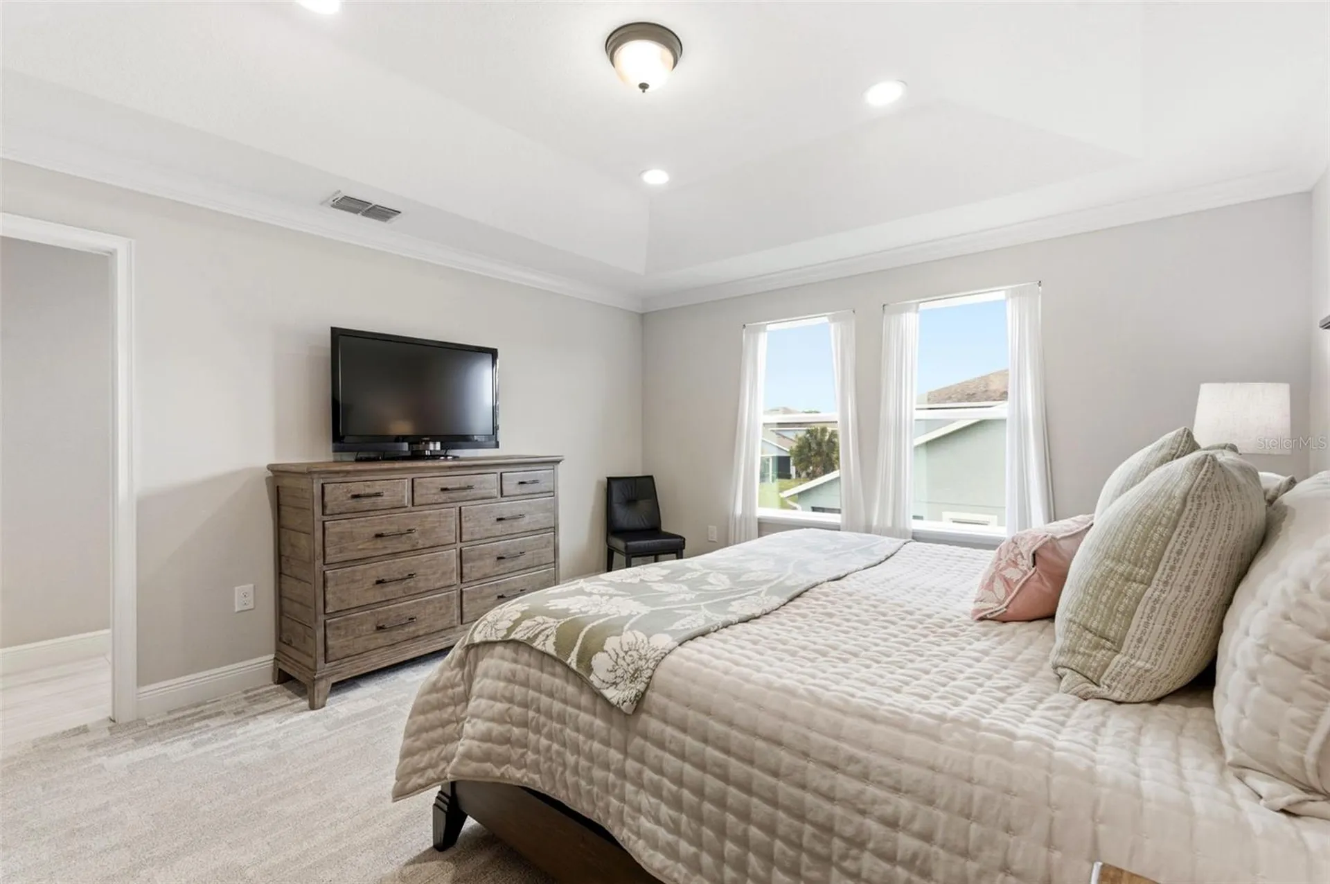 1004 Mango Court Oldsmar FL 34677
