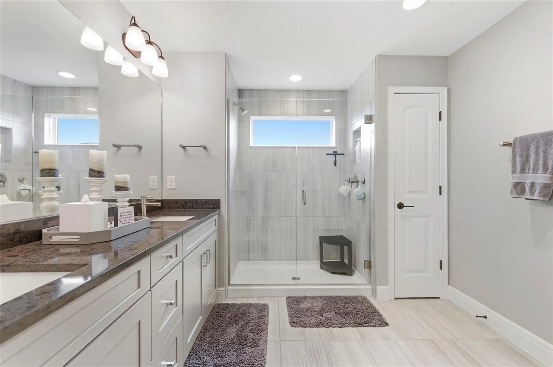 1004 Mango Court Oldsmar FL 34677