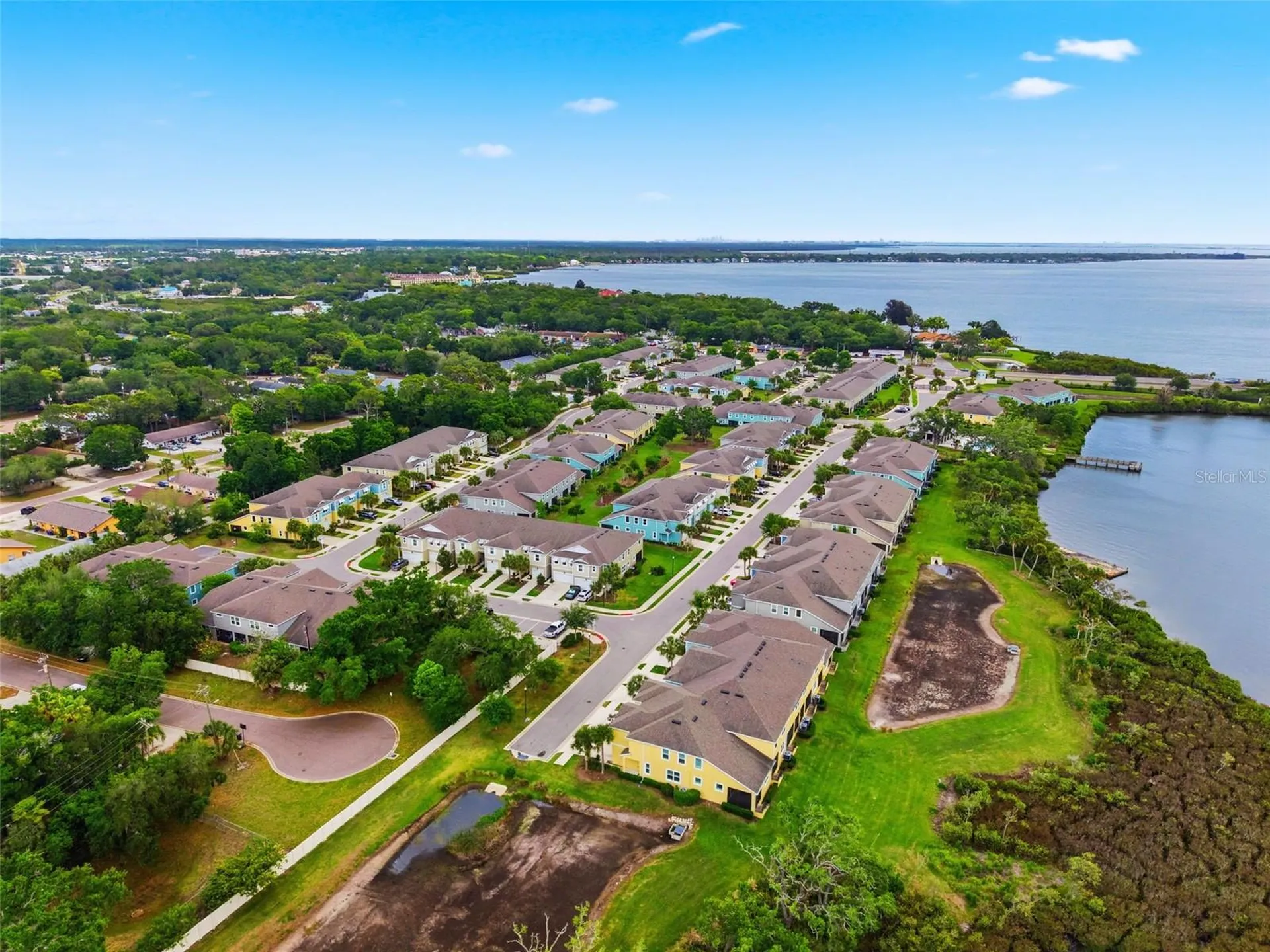 1004 Mango Court Oldsmar FL 34677