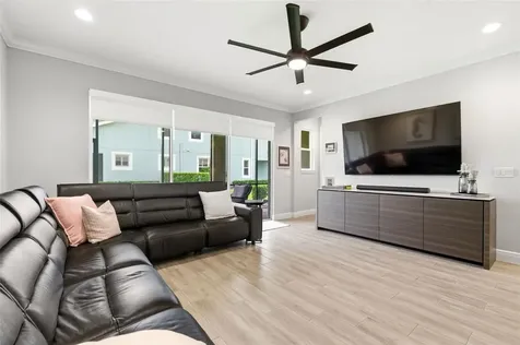 1004 Mango Court Oldsmar FL 34677