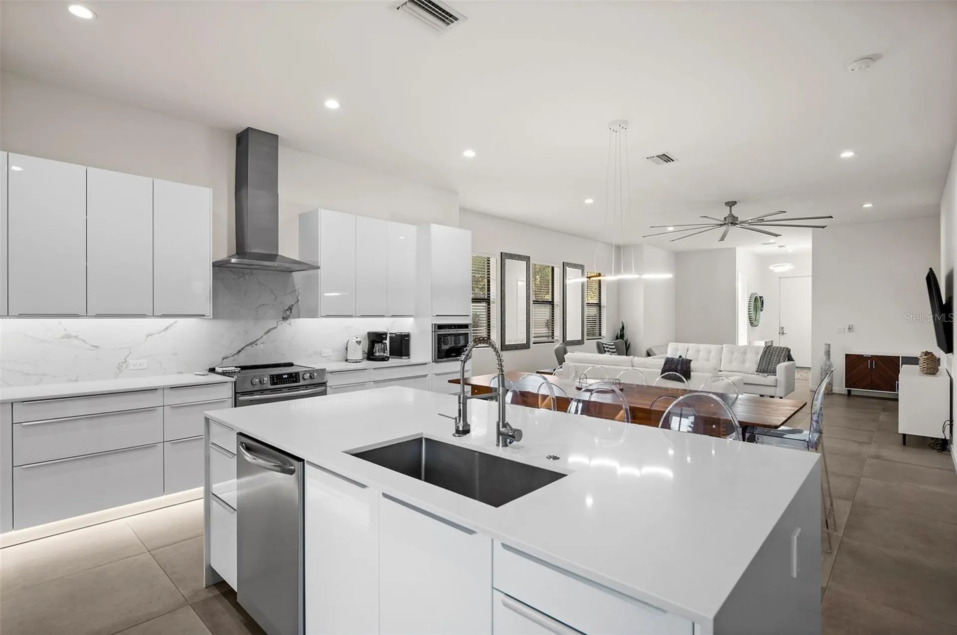 5351 Moeller Avenue Sarasota FL 34233