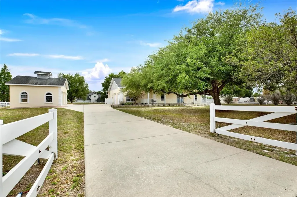 4217 Chase Drive Wesley Chapel FL 33543