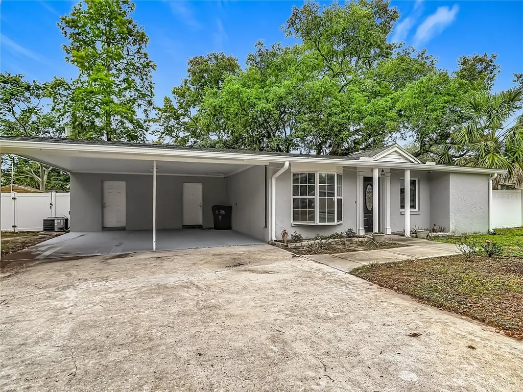 1915 Sylvester Road Lakeland FL 33803