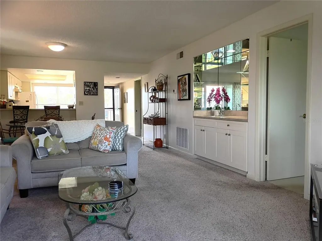 1806 Mariner Drive Tarpon Springs FL 34689