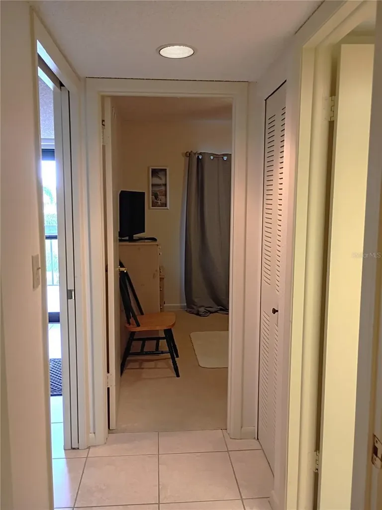 1806 Mariner Drive Tarpon Springs FL 34689