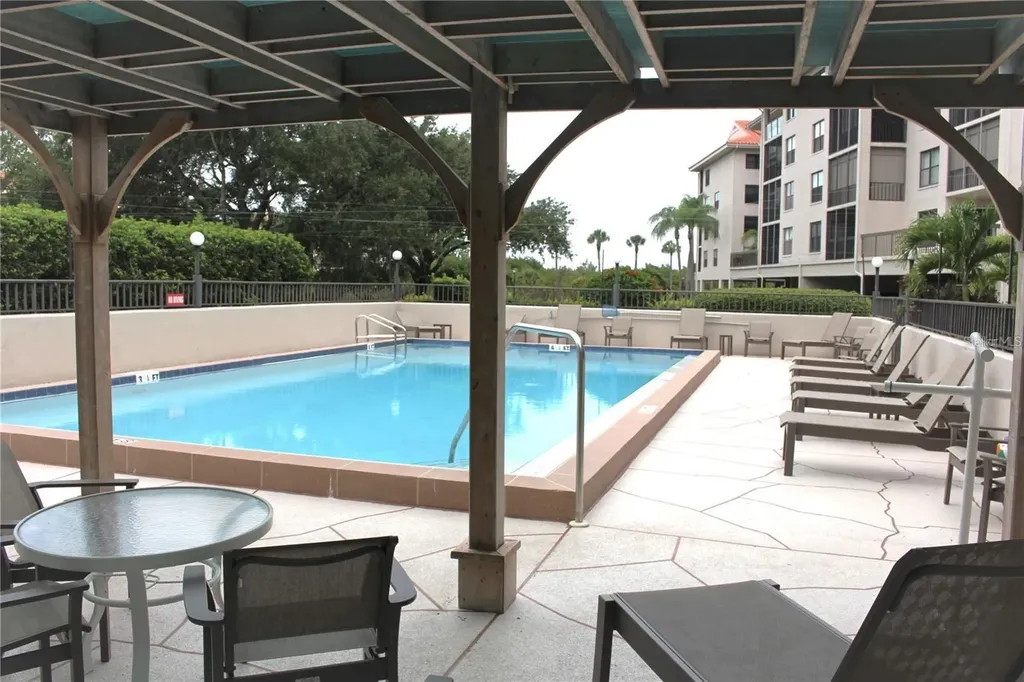 1806 Mariner Drive Tarpon Springs FL 34689