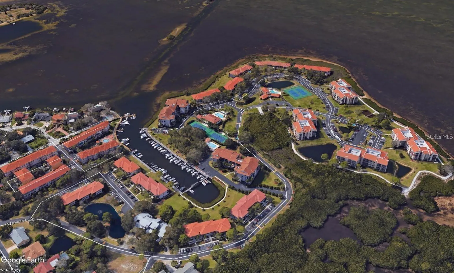 1806 Mariner Drive Tarpon Springs FL 34689