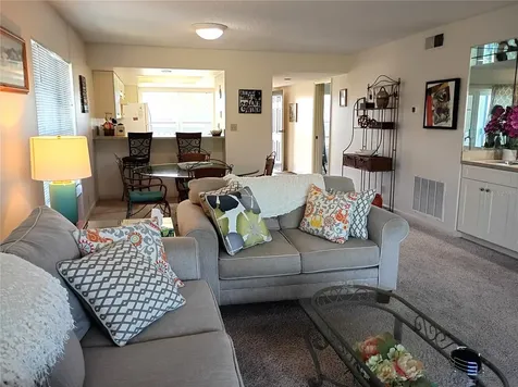 1806 Mariner Drive Tarpon Springs FL 34689